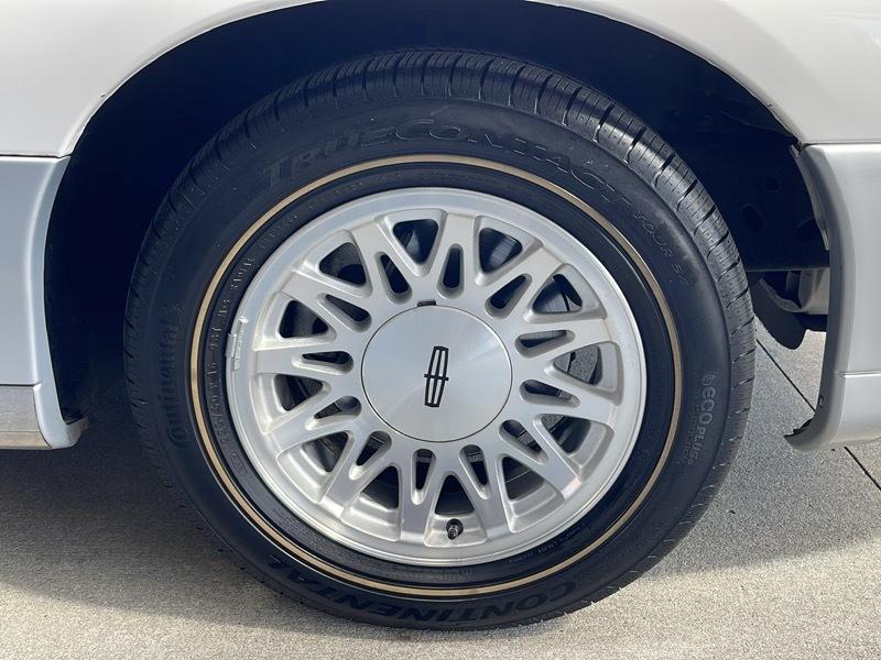 Lincoln Town Car Signature 1999