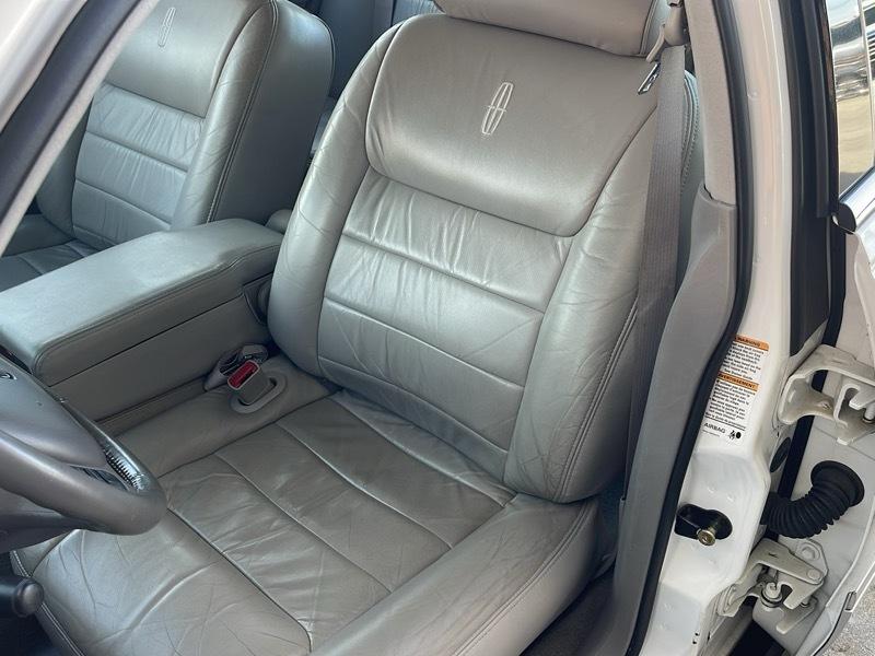 Lincoln Town Car Signature 1999
