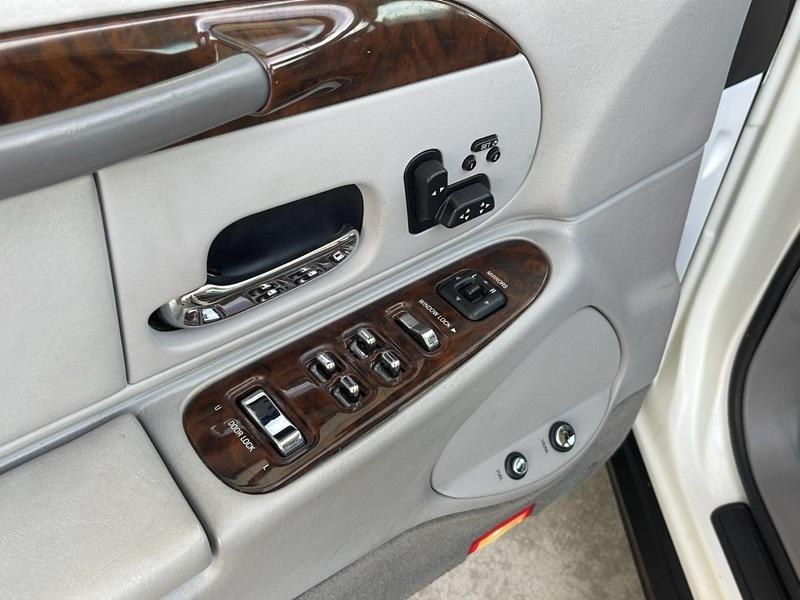 Lincoln Town Car Signature 1999