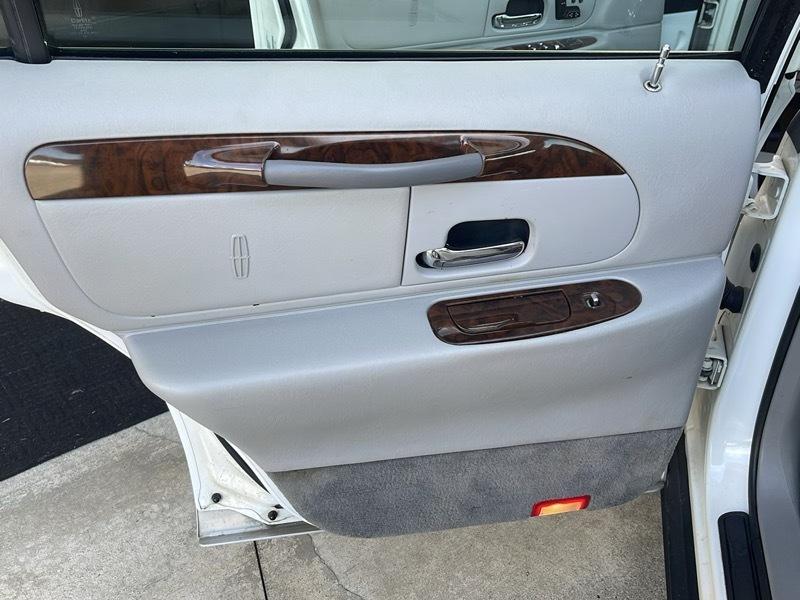 Lincoln Town Car Signature 1999