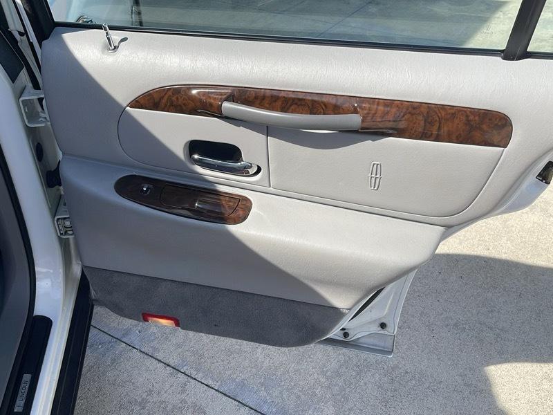 Lincoln Town Car Signature 1999