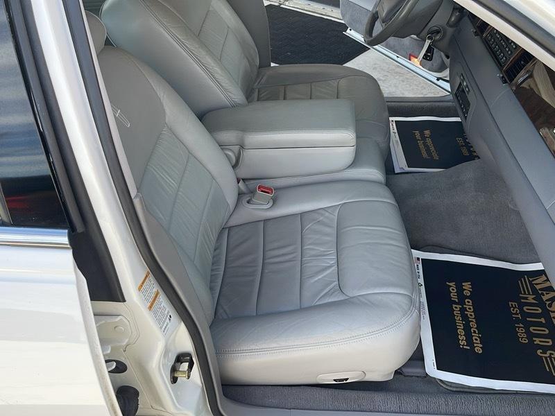 Lincoln Town Car Signature 1999