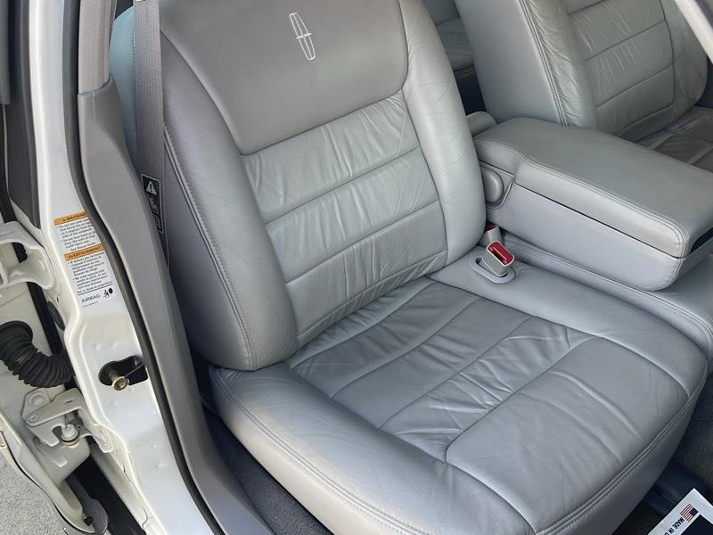 Lincoln Town Car Signature 1999