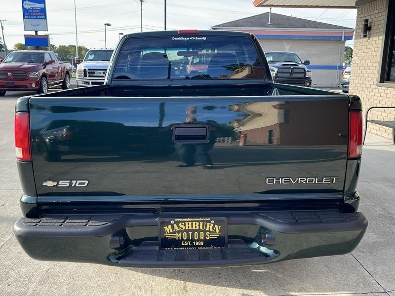 Chevrolet S10 Pickup LS Ext. Cab 2WD 2001