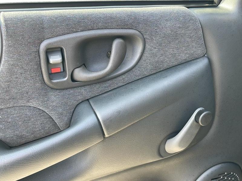 Chevrolet S10 Pickup LS Ext. Cab 2WD 2001