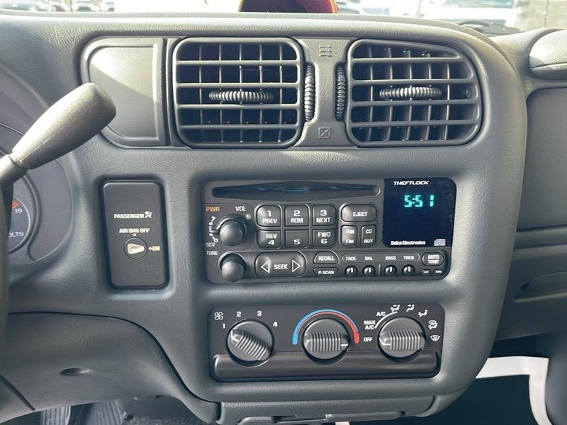 Chevrolet S10 Pickup LS Ext. Cab 2WD 2001