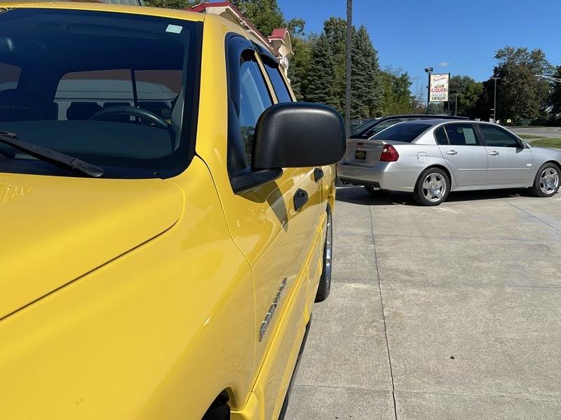 Dodge Ram 1500 SRT-10 Quad Cab 2WD 2005