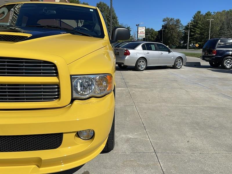 Dodge Ram 1500 SRT-10 Quad Cab 2WD 2005