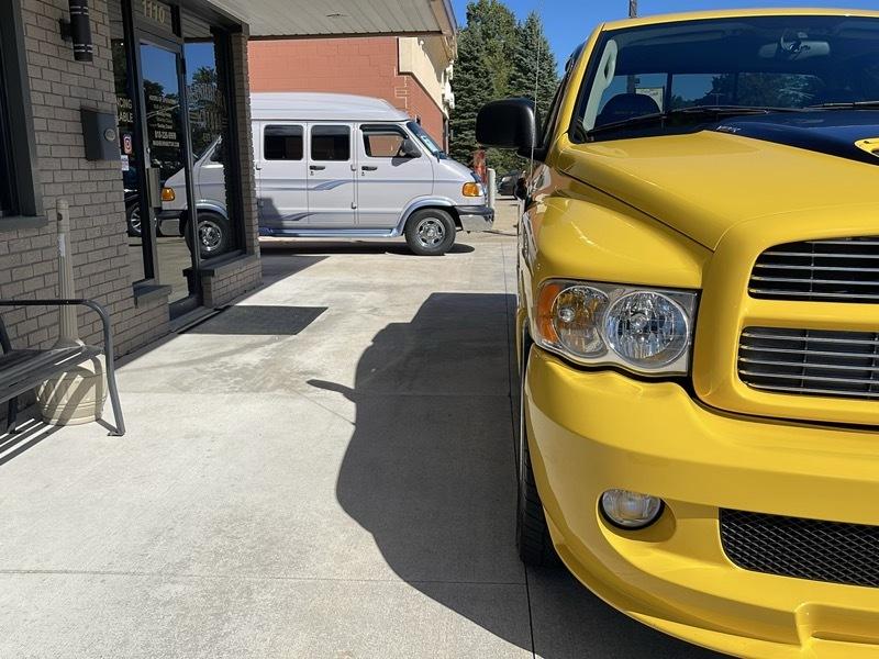 Dodge Ram 1500 SRT-10 Quad Cab 2WD 2005