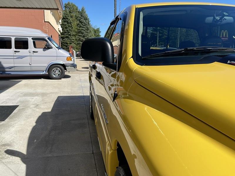 Dodge Ram 1500 SRT-10 Quad Cab 2WD 2005
