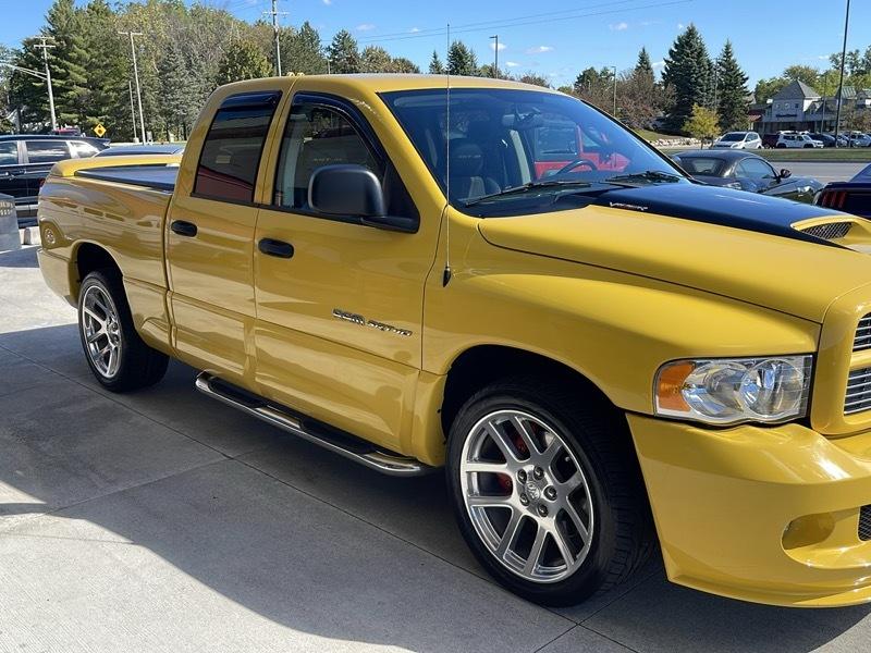 Dodge Ram 1500 SRT-10 Quad Cab 2WD 2005