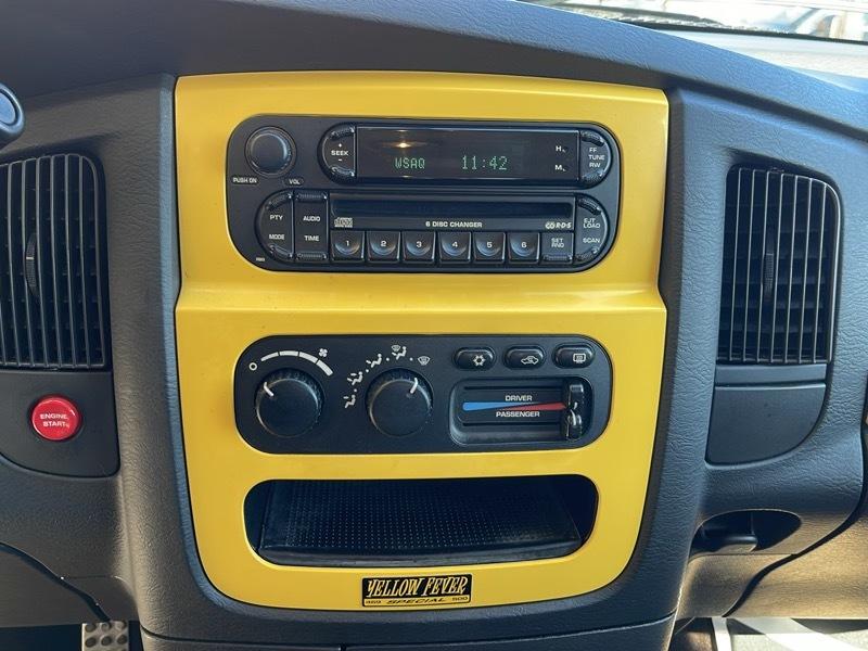 Dodge Ram 1500 SRT-10 Quad Cab 2WD 2005