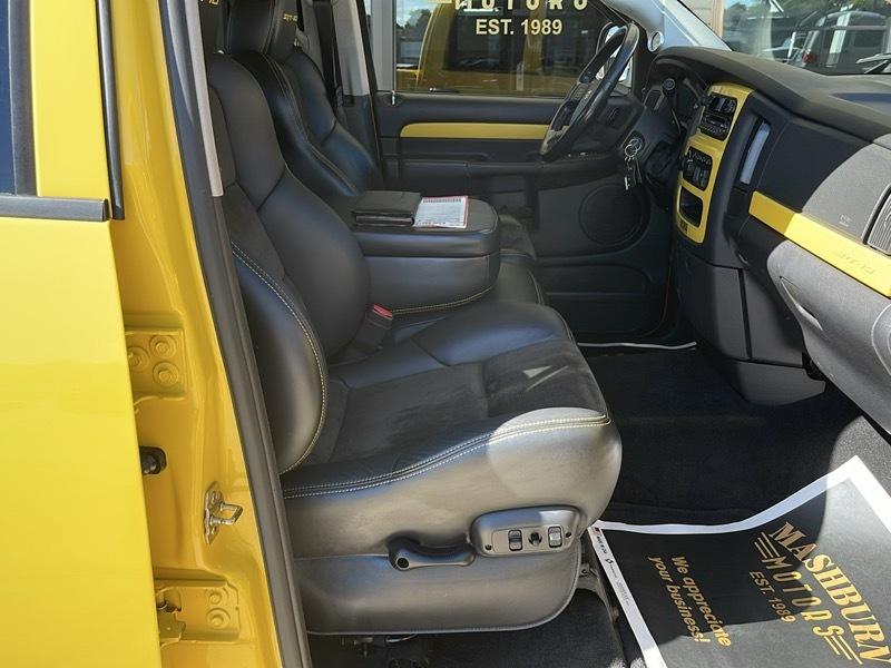 Dodge Ram 1500 SRT-10 Quad Cab 2WD 2005