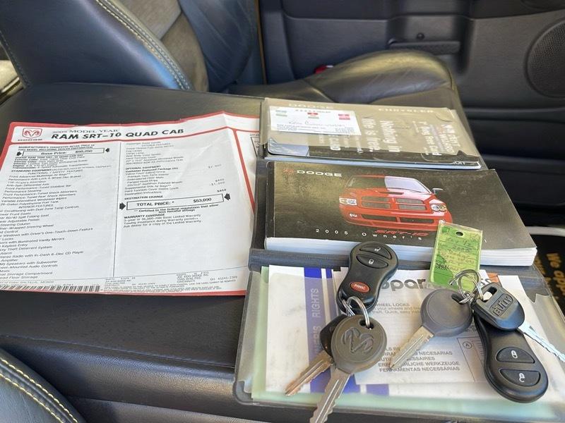 Dodge Ram 1500 SRT-10 Quad Cab 2WD 2005