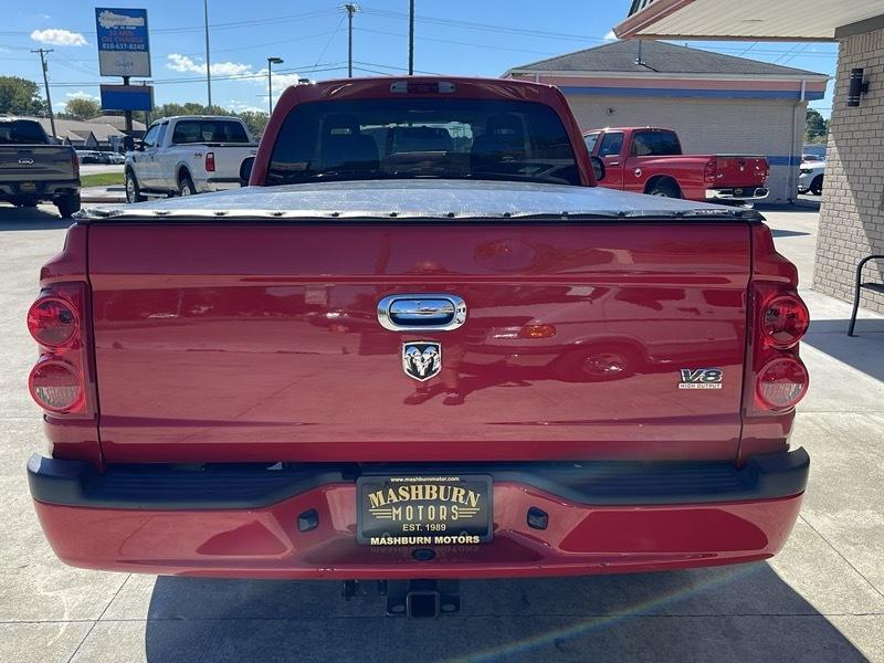 Dodge Dakota SLT Club Cab 4WD 2006