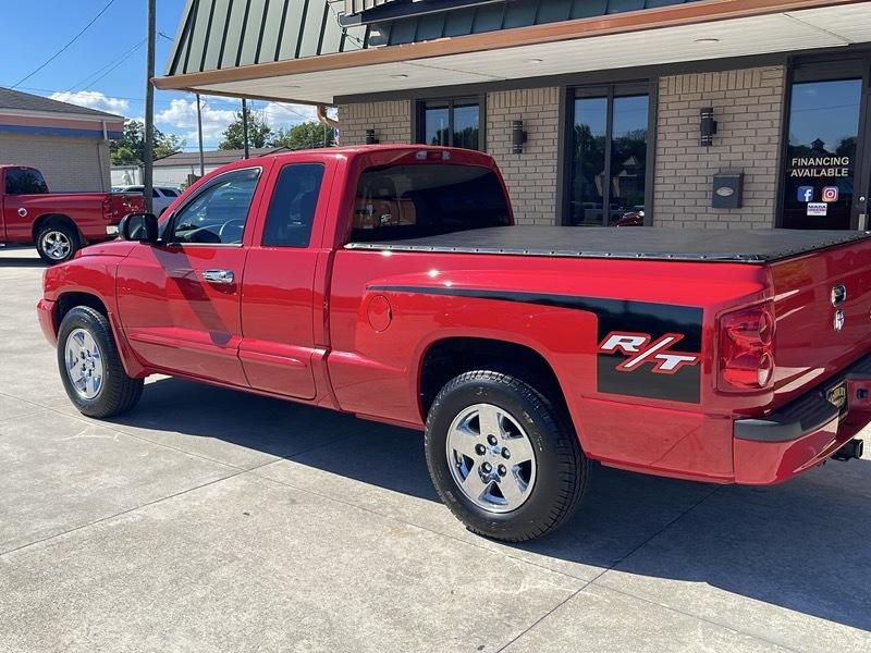 Dodge Dakota SLT Club Cab 4WD 2006