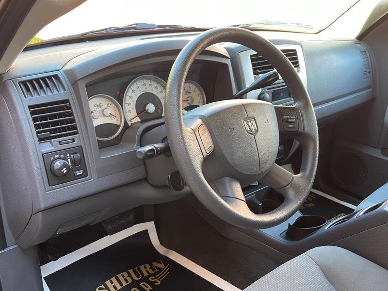Dodge Dakota SLT Club Cab 4WD 2006