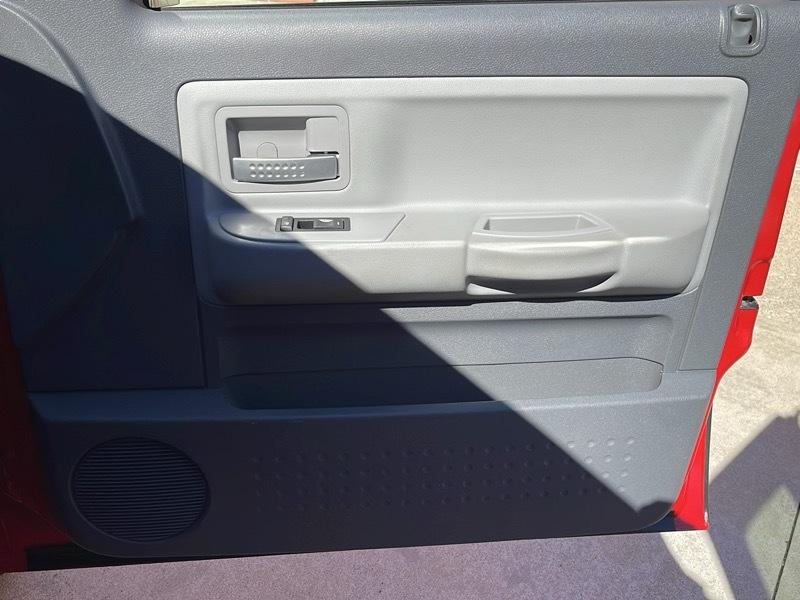 Dodge Dakota SLT Club Cab 4WD 2006
