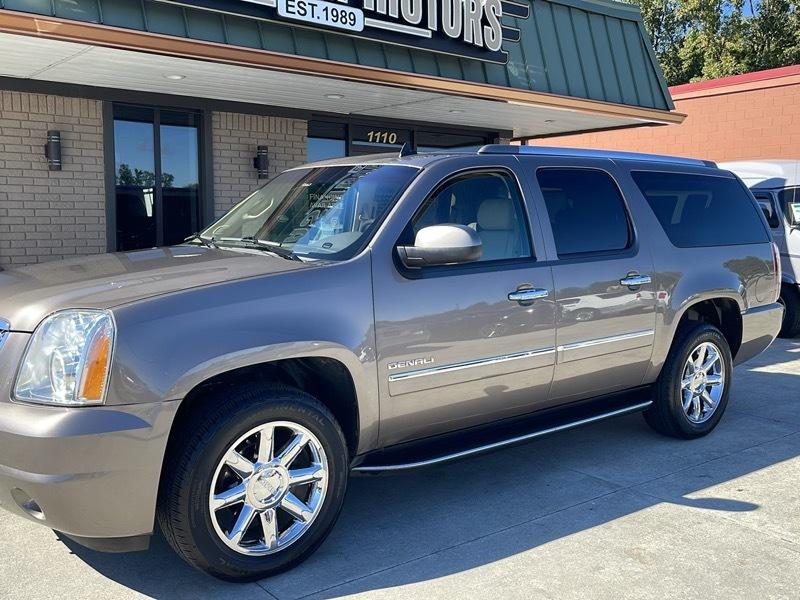 GMC Yukon Denali XL 4WD 2014