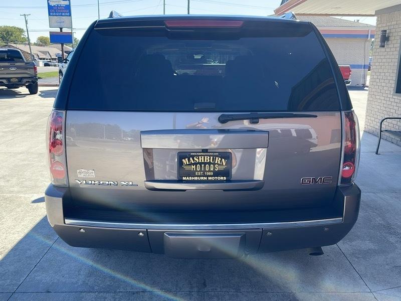 GMC Yukon Denali XL 4WD 2014