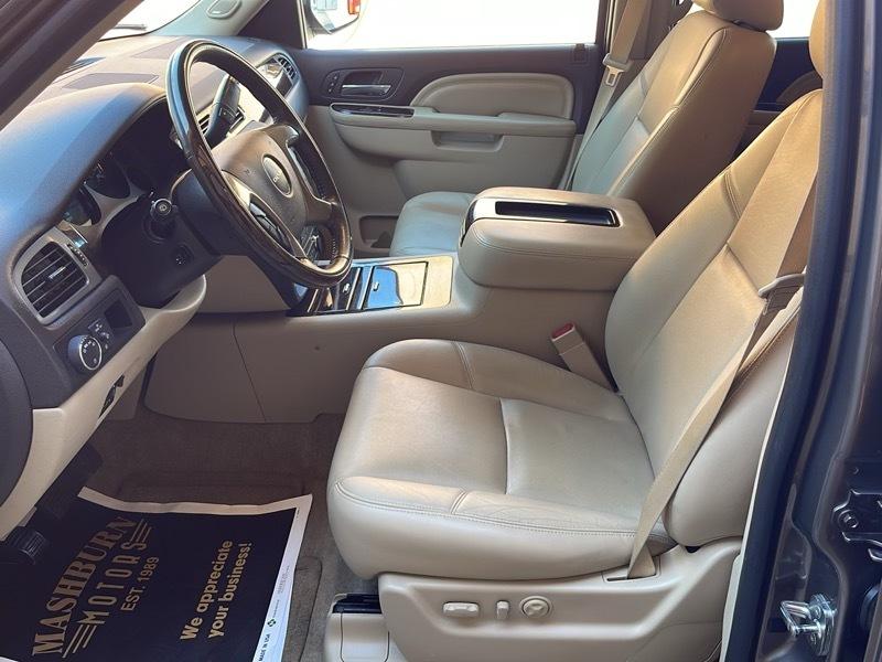 GMC Yukon Denali XL 4WD 2014