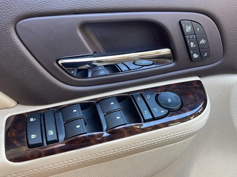 GMC Yukon Denali XL 4WD 2014