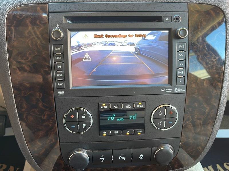 GMC Yukon Denali XL 4WD 2014