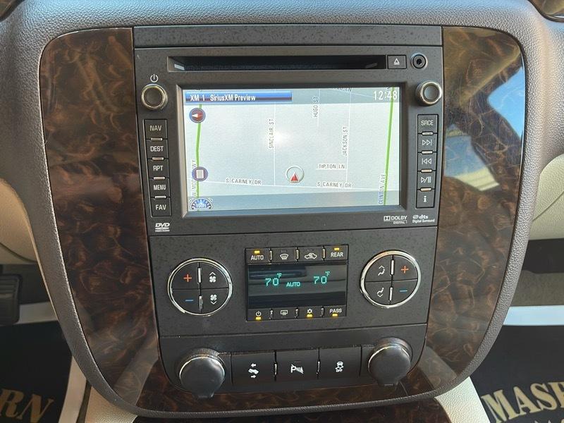 GMC Yukon Denali XL 4WD 2014