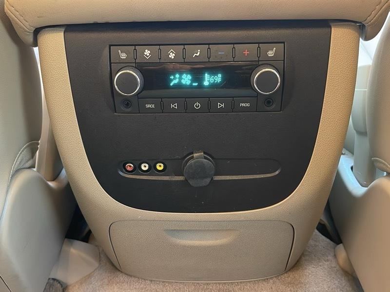 GMC Yukon Denali XL 4WD 2014