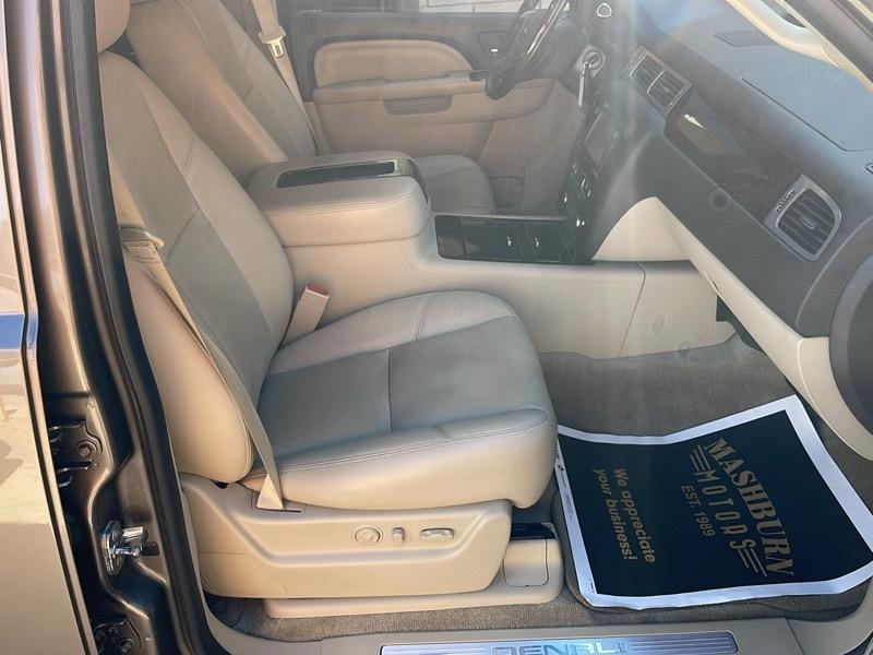 GMC Yukon Denali XL 4WD 2014