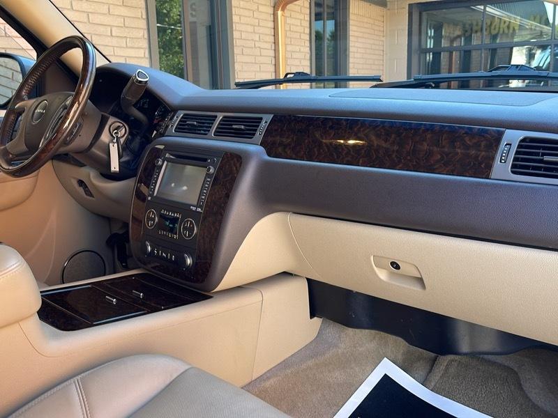 GMC Yukon Denali XL 4WD 2014