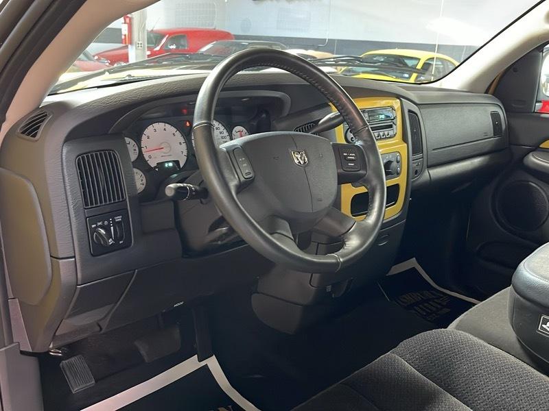 Dodge Ram 1500  2004