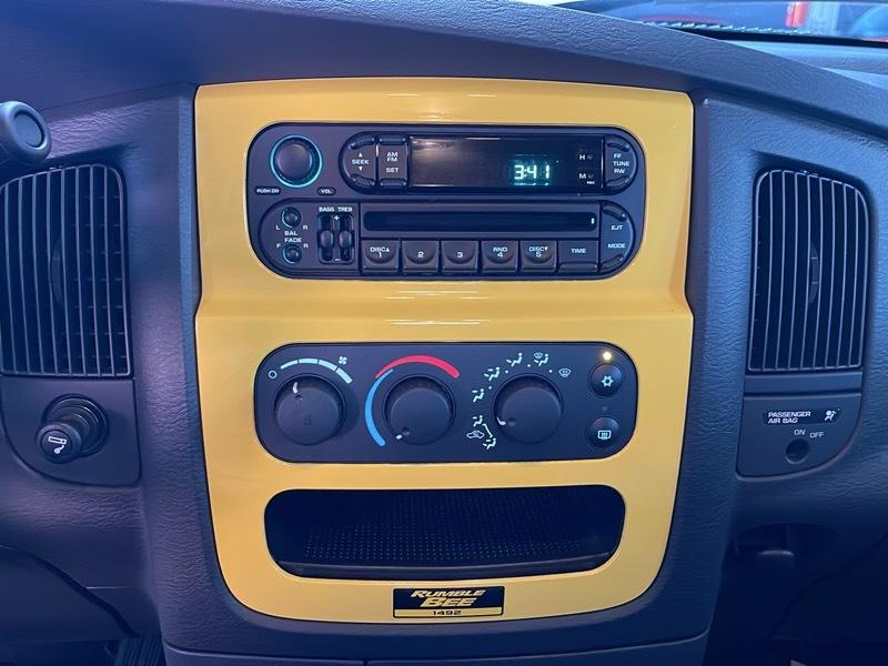 Dodge Ram 1500  2004