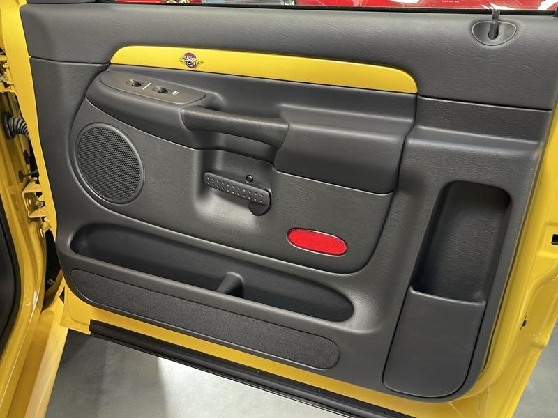 Dodge Ram 1500  2004