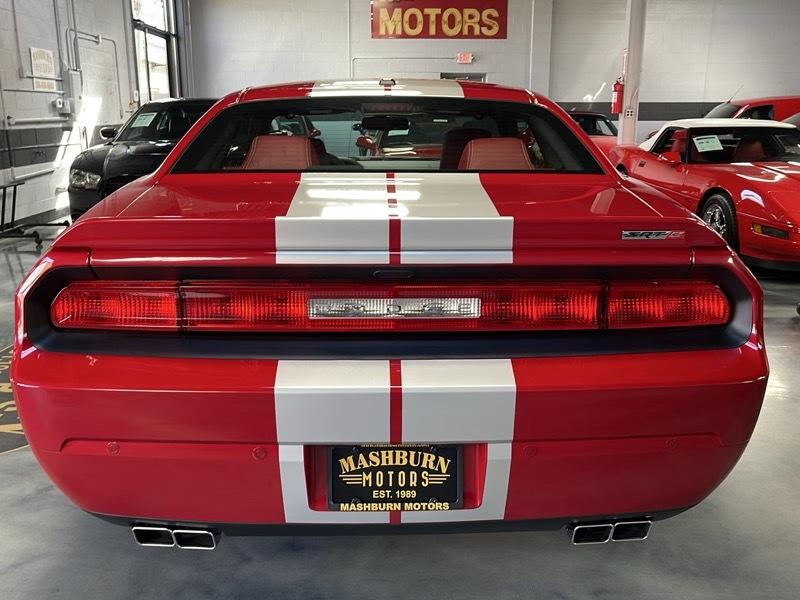 Dodge Challenger SRT8 2013