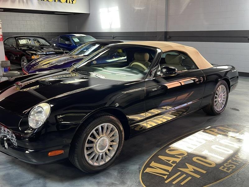 Ford Thunderbird Premium 2005