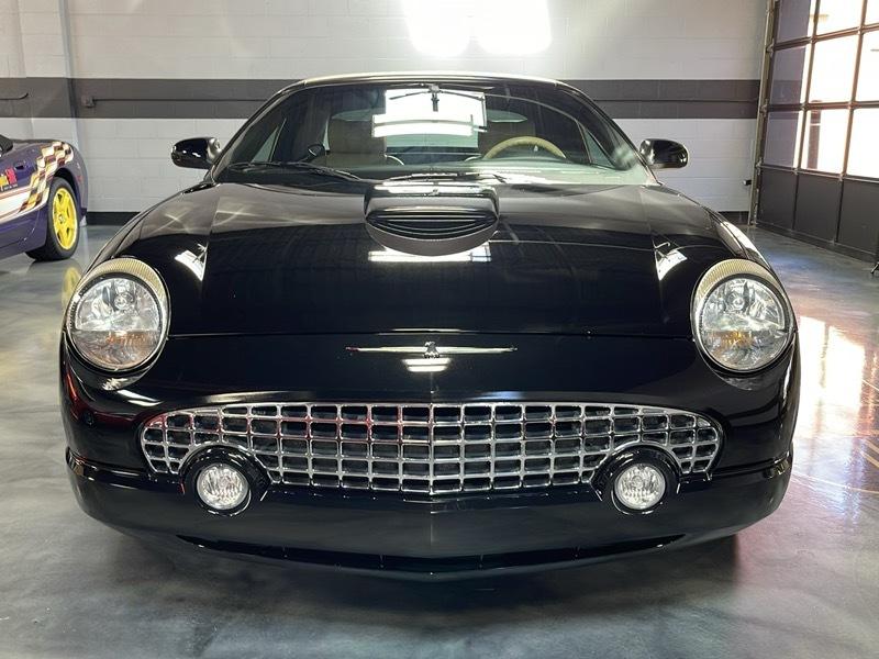 Ford Thunderbird Premium 2005