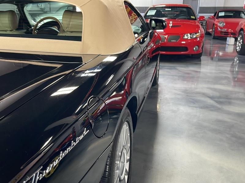 Ford Thunderbird Premium 2005