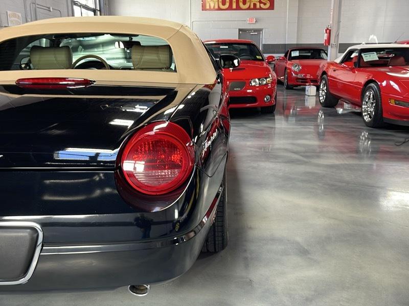 Ford Thunderbird Premium 2005