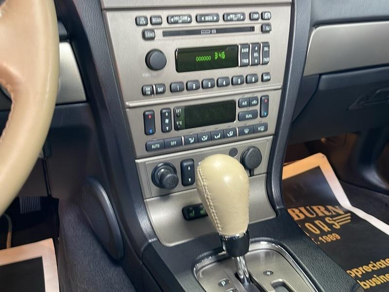 Ford Thunderbird Premium 2005