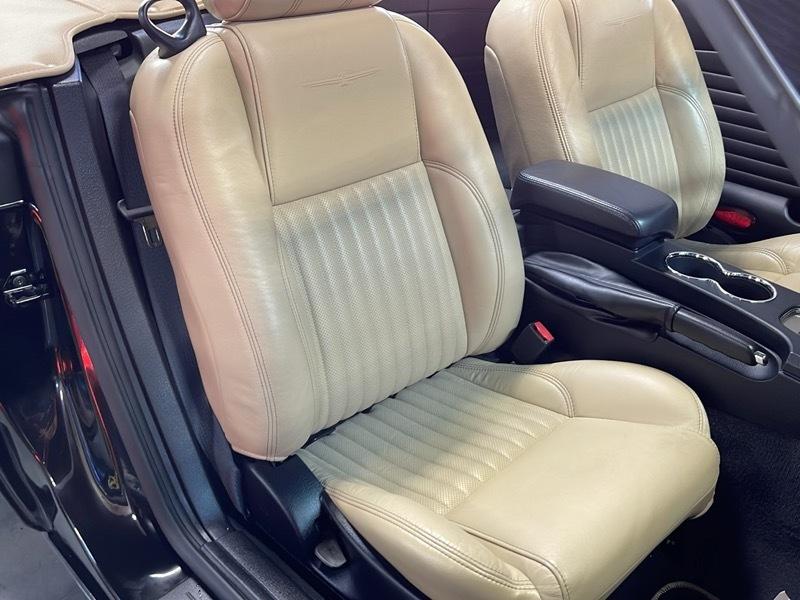 Ford Thunderbird Premium 2005