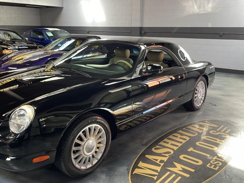 Ford Thunderbird Premium 2005