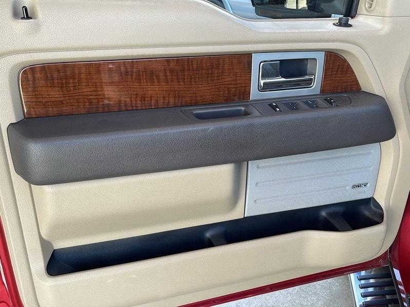 Ford F-150 Lariat SuperCrew 5.5-ft. Bed 4WD 2010