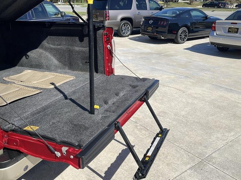 Ford F-150 Lariat SuperCrew 5.5-ft. Bed 4WD 2010