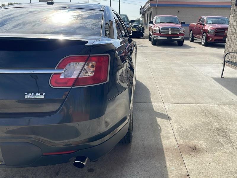 Ford Taurus SHO AWD 2010