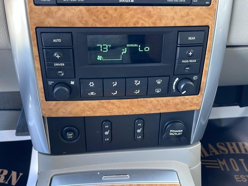 Chrysler Aspen Limited 4WD 2008