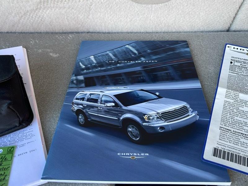 Chrysler Aspen Limited 4WD 2008