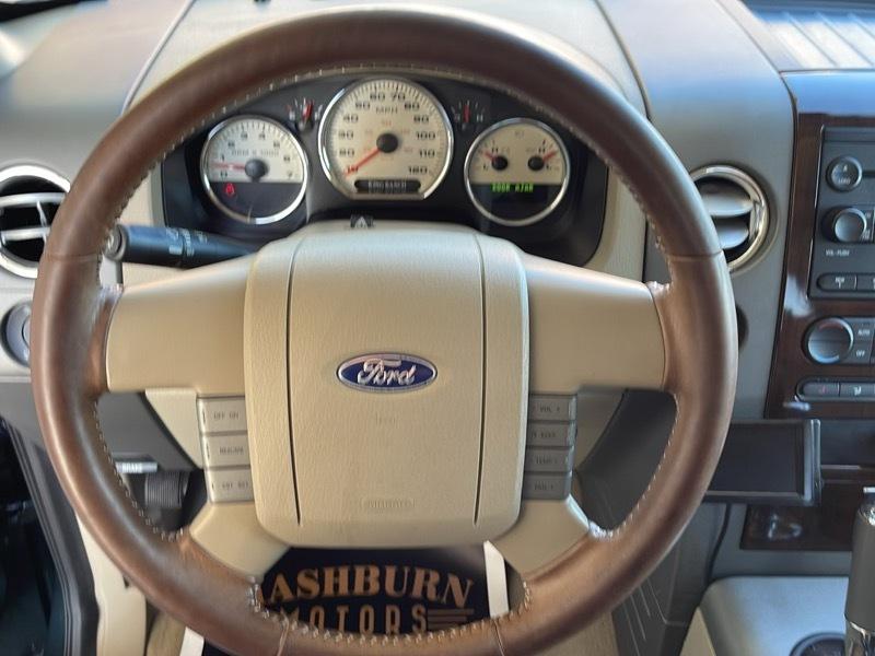 Ford F-150 King Ranch SuperCrew 4WD 2005