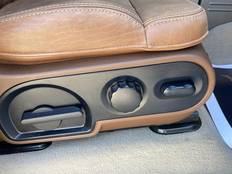 Ford F-150 King Ranch SuperCrew 4WD 2005