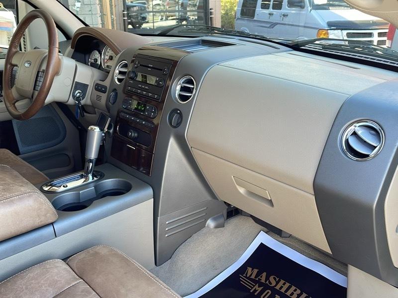 Ford F-150 King Ranch SuperCrew 4WD 2005